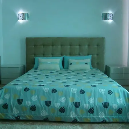 Mar Villa